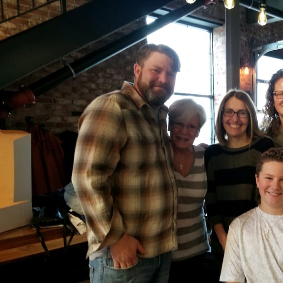 Meet your Posher, Shawn - Picture 1 of 1